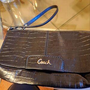 Coach Wristlet EUC